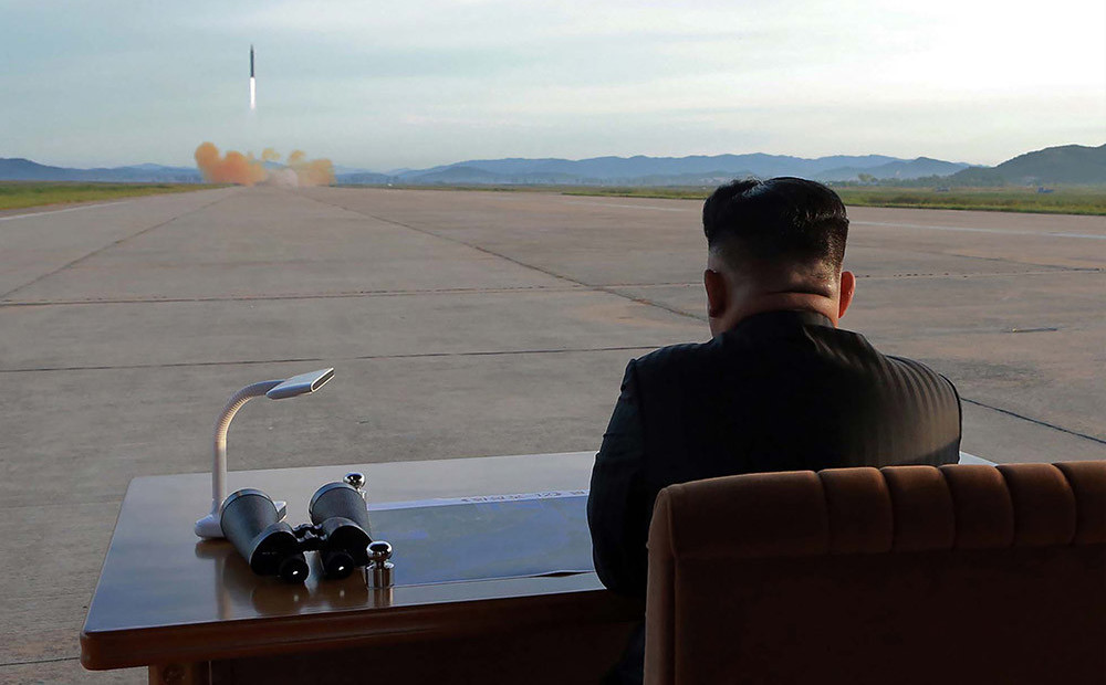 ANO eksperti secinājuši, ka Ziemeļkorejas kodolprogramma nav apturēta, un raķetes tiek slēptas lidostās