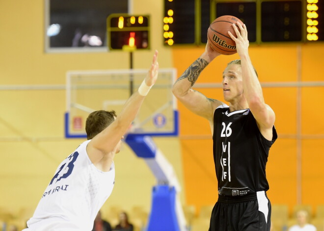 VIDEO: latviešu basketbolists Krievijas čempionātā izceļas ar pamatīgu viltību