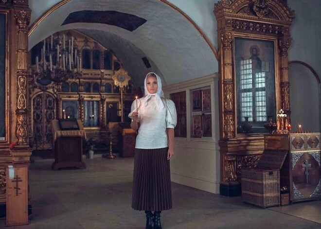 "Не осуждайте": Дана Борисова оправдалась за фотосессию в церкви