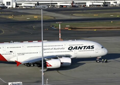 "Qantas Airways" norāda, ka tā vietā koncentrēsies uz jau esošu 12 "Airbus" lidmašīnu atjaunošanu.