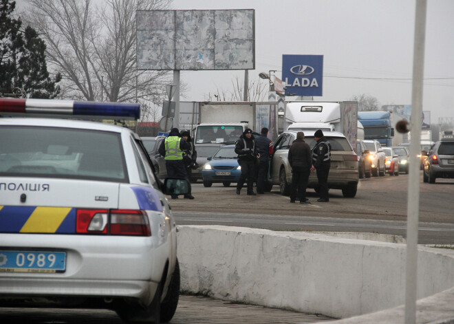 Kijevā noticis uzbrukums policijas iecirknim