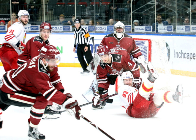 Rīgas "Dinamo" uzvar "Jokerit" un turpina cīņu par izslēgšanas turnīru