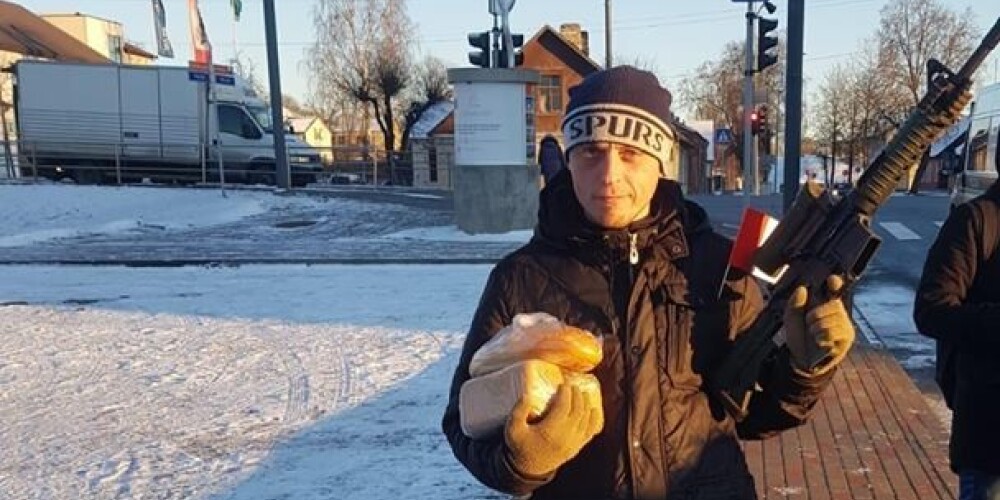 Policija aicina atsaukties visus cietušos – agresīvs vīrietis iedzinis bailēs Daugavpils iedzīvotājus
