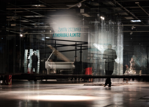 “Rīgas mākslas telpa” mūzikas notikumi izstādes “Stikla labirintā” ietvaros