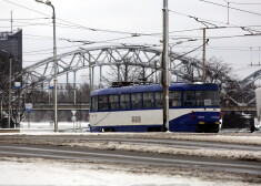 10.tramvajs 13.janvāra ielā.