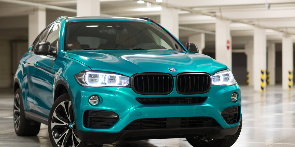 Госполиция "по-тихому" купила новые BMW X5 для защиты латвийцев