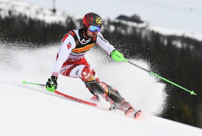 Austrijas kalnu slēpošanas zvaigzne Marsels Hiršers svētdien Zviedrijā tika kronēts par pasaules čempionu slalomā.