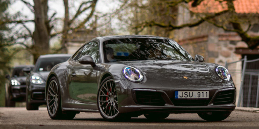 "Porsche" brīdina Lielbritāniju par cenu pieaugumu, ja ES pametīs bez vienošanās