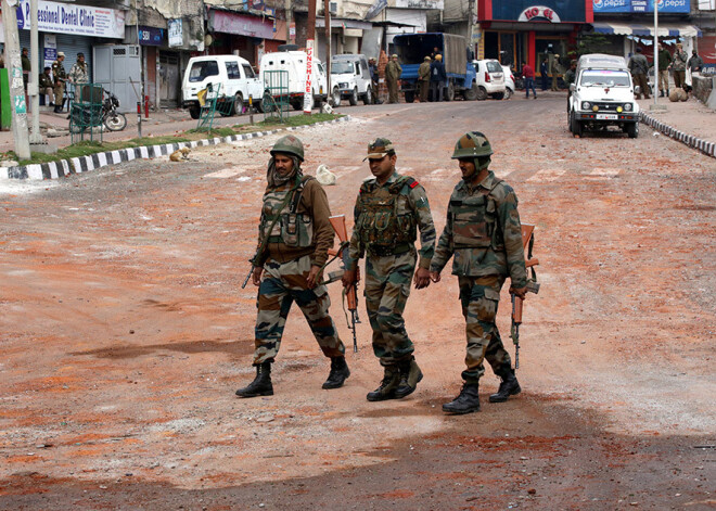 Indija paziņo, ka nogalinājusi Kašmiras terorakta organizētāju