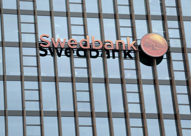 Vairākas valstis kopīgi izmeklēs ziņas par iespējamo naudas atmazgāšanu "Swedbank"