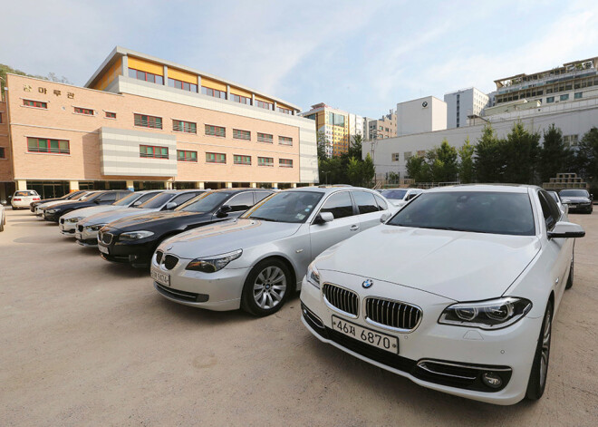 Vācija par dīzeļautomobiļu izmešu neatbilstām BMW piemēro 8,5 miljonu eiro naudassodu