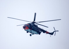 Министр: люди, ослепившие лазером пилота военного вертолета, понесут наказание
