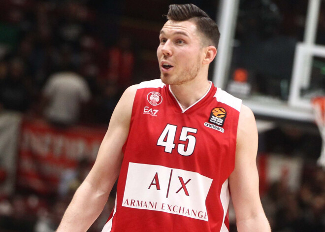 "No PSRS uz NBA" - Daira Bertāna oficiālo pievienošanos Ņūorleānas "Pelicans" aizēno muļķīgi līgas ieraksti