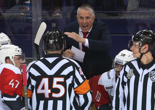 Hārtlija vadītā "Avangard" Gagarina kausa izcīņas pirmajā kārtā izslēdz čempioni "Ak Bars"