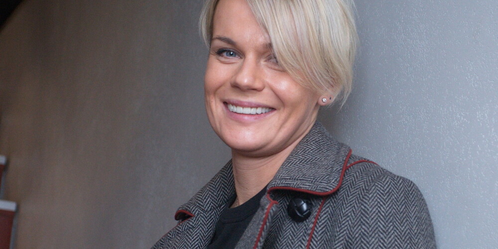 Nupat Elīna ilgāku laiku pabijusi Liepājā, kur strādājusi pie sava kursa darba – 20 minūšu garas īsfilmas "Misters K" – filmēšanas.