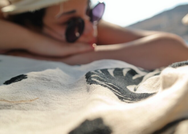 Brūns, iededzis, bet nāvējoši slims. Nākamajās desmitgadēs paredz straujāku ādas vēža izplatību