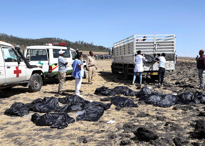 "Ethiopian Airlines" traģēdijas aculiecinieks: "Visapkārt bija izkaisītas cilvēku ķermeņu daļas, dokumenti un pases"