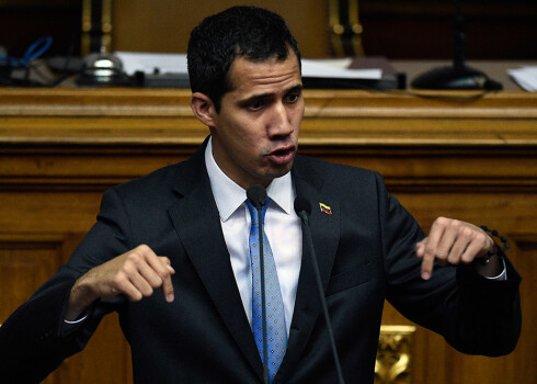 "Rīt pulksten trijos pēcpusdienā visa Venecuēla būs ielās," uzrunā Nacionālajā sapulcē paziņoja Gvaido.