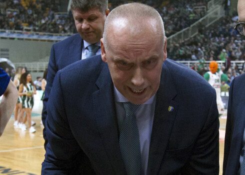 Temperamentīgais lietuviešu basketbola speciālists Rims Kurtinaitis.