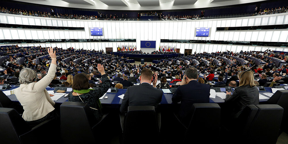 EP kritizē dalībvalstu lēmumu nepieņemt naudas atmazgātāju melno sarakstu