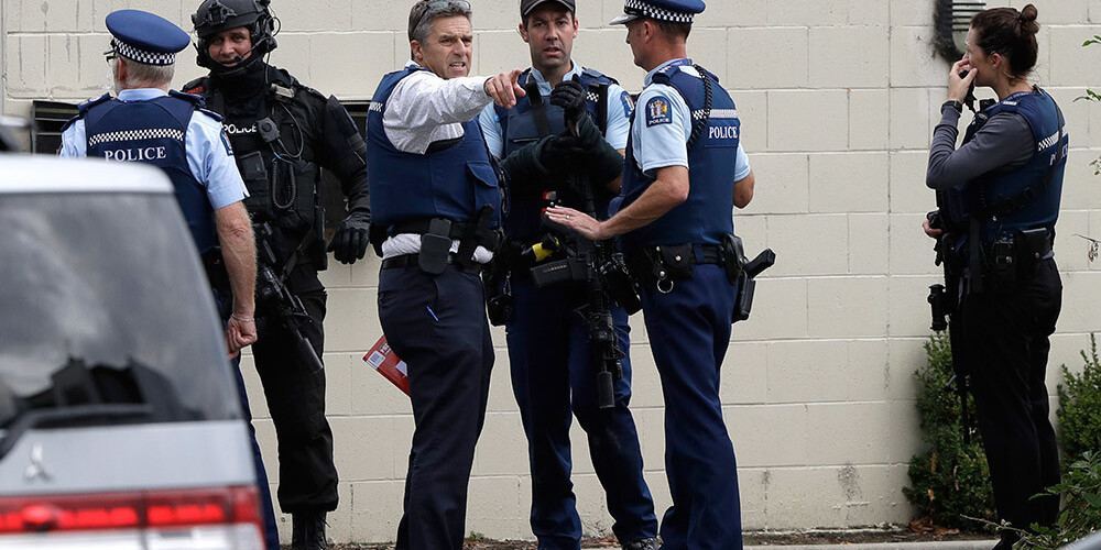В Новой Зеландии вооруженные люди устроили стрельбу в двух мечетях: 49 погибших