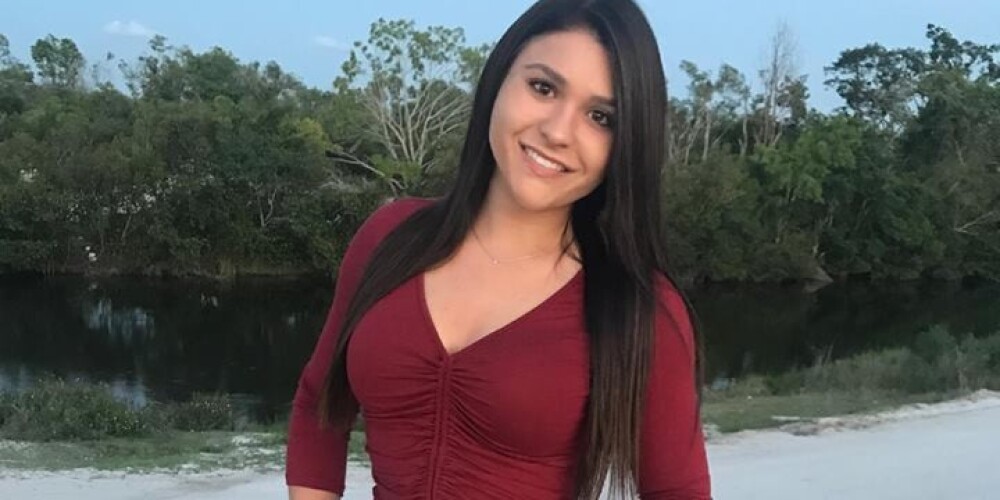 Pašnāvību izdarījusi Floridas vidusskolas slaktiņā izdzīvojusi meitene, kuru mocījusi vainas apziņa par labākās draudzenes nāvi
