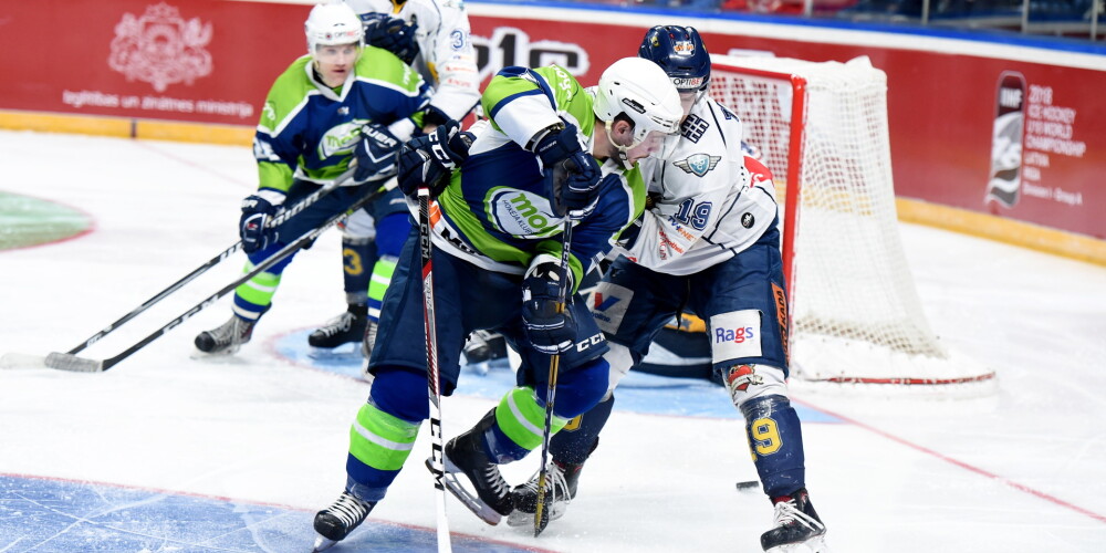 "Mogo" hokejisti OHL fināla otrajā mačā "bullīšos" uzvar "Kurbada" komandu