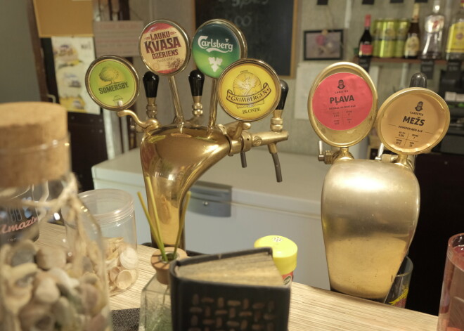 “Pie Dacītes” ir ģimenes uzņēmums, kurā papildus darbojas Daces dzīvesbiedrs Kristaps Štāls, kura pārziņā tad arī ir ēdiena pagatavošana.