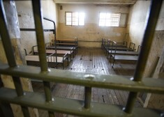 FOTO: likvidācijai nolemtais Brasas cietums, kurā atsēdēta sevišķi bīstamo noziedznieku dzīve