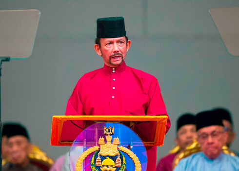 Brunejas sultāns aicina valstī stiprināt islāma mācību
