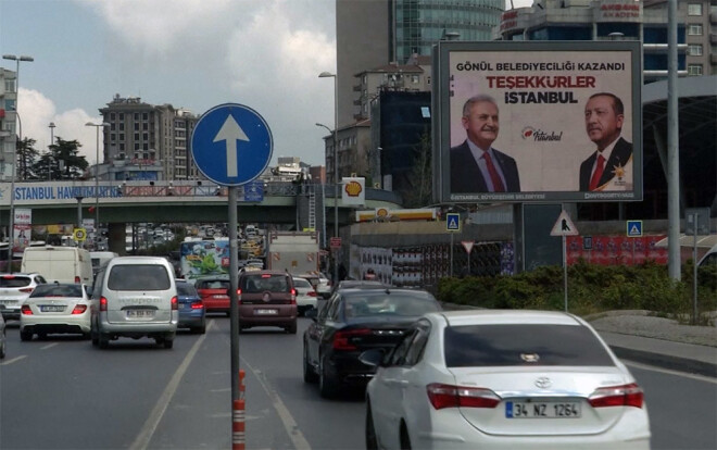 Prezidenta Redžepa Tajipa Erdoana vadītā Taisnīguma un attīstības partija (AKP) otrdien apstrīdēja Stambulas mēra vēlēšanu rezultātus, kas liecina par opozīcijas kandidāta uzvaru.