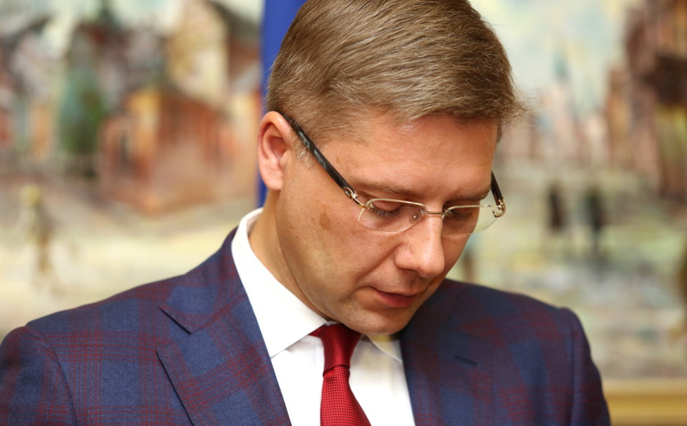 Politologs: pēc Ušakova atstādināšanas Rīgas domi gaida nopietnas izmaiņas