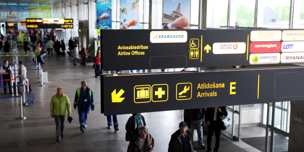 Arvien biežāk neadekvātiem pasažieriem Rīgas lidostā tiek atteikts lidojums