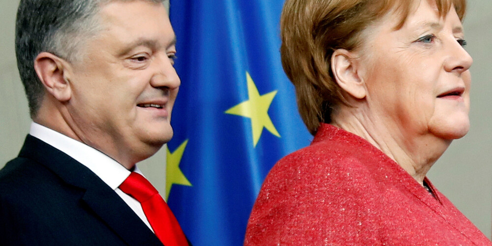 Merkele: Vācija turpinās atbalstīt Ukrainu