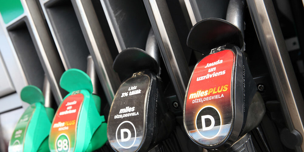Baltijas valstu galvaspilsētās turpina kāpt degvielas cenas