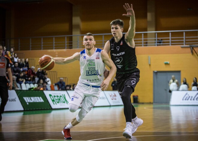 "Ogres" basketbolisti sasniedz LBL pusfinālu