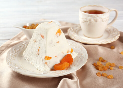 Vārītā pasha - biezpiena deserts, ko ēd Lieldienās