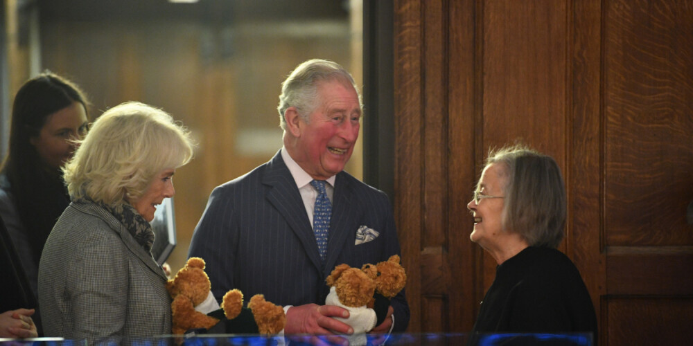Принц Чарльз и герцогиня Камилла намекнули на дату рождения первенца принца Гарри и герцогини Меган