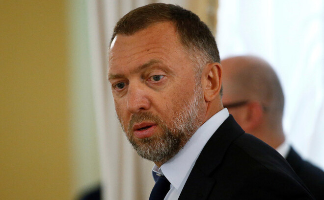 "4.jūlijs burtiski ir pēdējā diena, kad varētu darboties šī ražotne," apgalvoja Kremlim pietuvinātais oligarhs Deripaska, kam ASV piemērojušas sankcijas saistībā ar aizdomām, ka Krievija ietekmējusi 2016.gadā ASV notikušās prezidenta vēlēšanas.