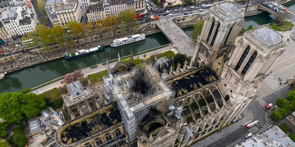 Pie Parīzes Dievmātes katedrāles tiks uzcelta pagaidu koka baznīca