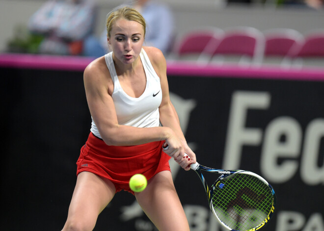 Latvijas tenisistes zaudē abos pirmās dienas mačos "FedCup" cīņā pret Vāciju