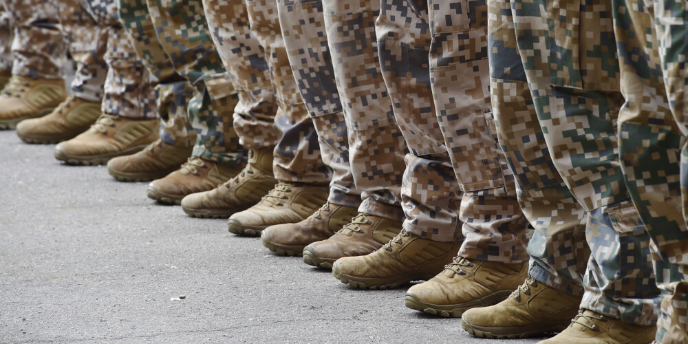Bruņotie spēki profesionālajā dienestā šogad plāno pieņemt 710 karavīrus