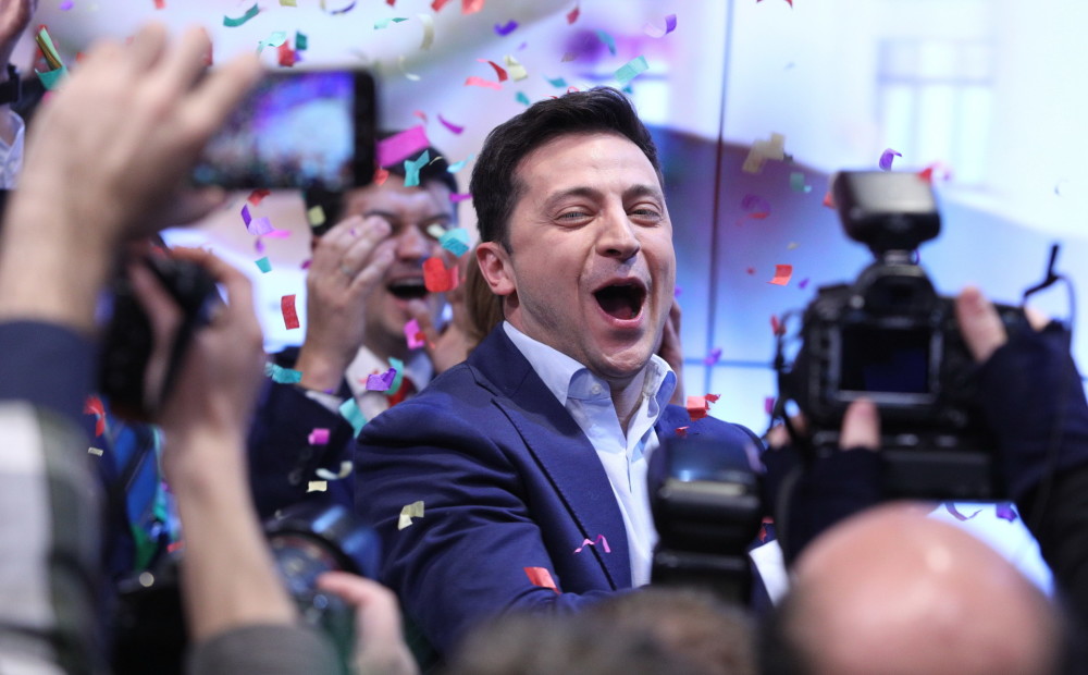 Provizoriskie rezultāti: Ukrainas prezidenta vēlēšanās uzvarējis Zelenskis