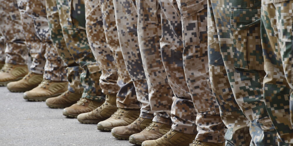 В этом году латвийская армия планирует принять на профессиональную службу 710 человек