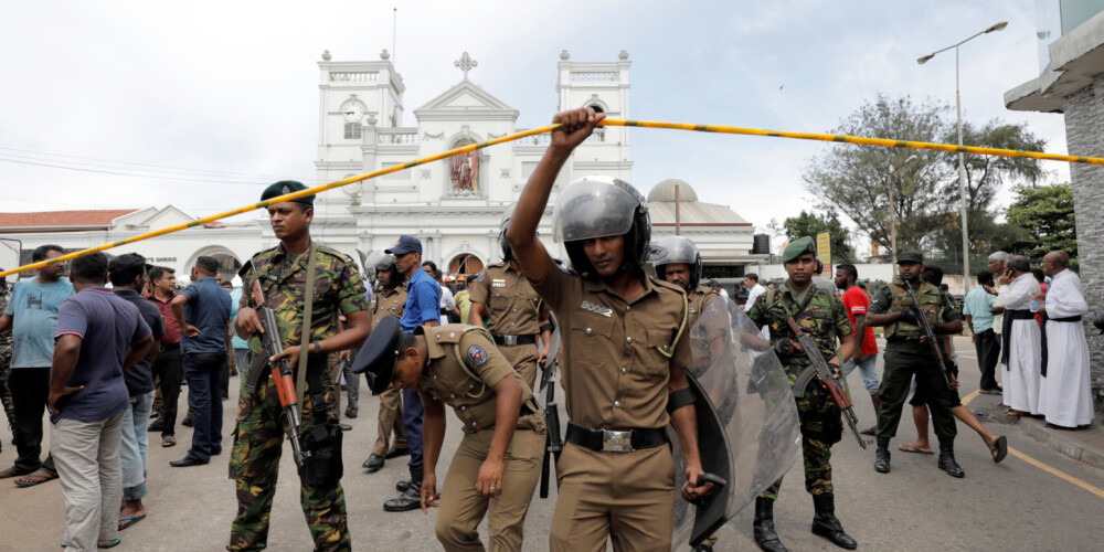 Šrilankā 2019. gada 21. aprīlī, Lieldienu svētdienā, notikuši sprādzieni vairākās baznīcās un viesnīcās, kuros, pēc sākotnējiem datiem, gājuši bojā 202 un ievainoti vairāk nekā 500 cilvēki. Eksplozijas gandrīz vienlaikus notikušas trīs baznīcās, kad tur norisinājās Lieldienu dievkalpojumi, un trīs viesnīcās.