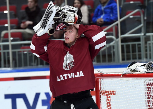 Latvijas U-18 hokejisti pirmo reizi vēsturē iekļūst pasaules čempionāta ceturtdaļfinālā