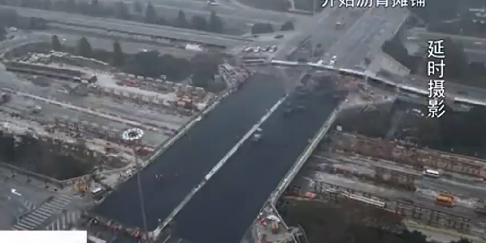 Ja šādi labotu Deglava tiltu. Aplūko VIDEO, kā 43 stundu laikā demontē un uzbūvē jaunu tiltu