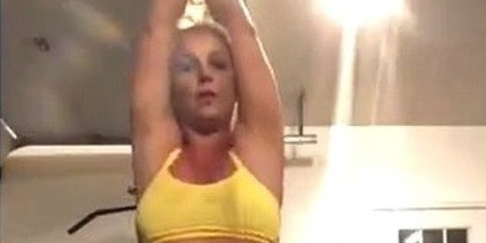 Похудевшая от стресса Бритни Спирс показала на видео сексуальный танец