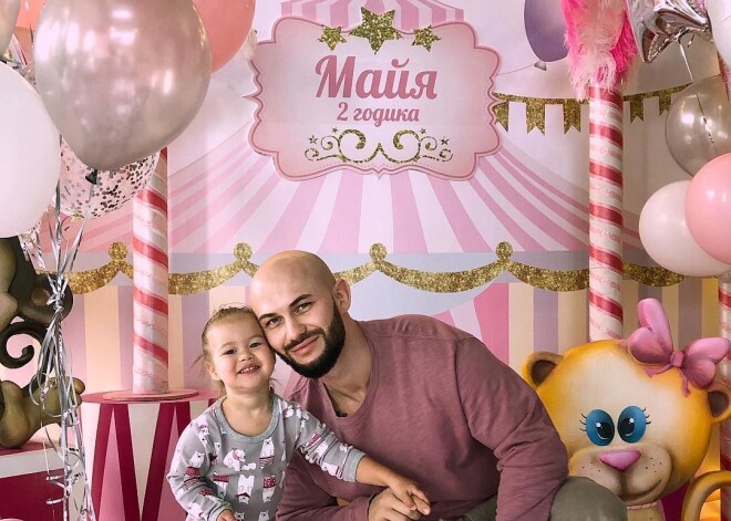 Жена Джигана Оксана Самойлова в день рождения дочери призналась, что мечтала о сыне