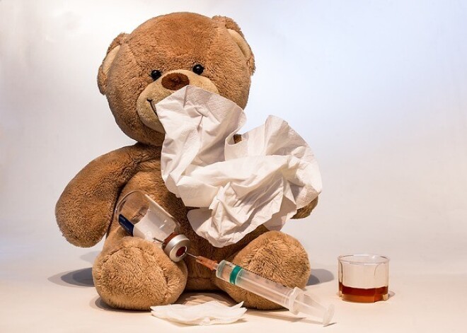 Корь уже совсем рядом с Латвией: пять советов, как не заболеть